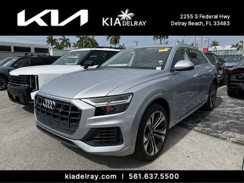 Used 2019 Audi Q8 Premium Plus w/ Premium Plus AWD/4WD image 9
