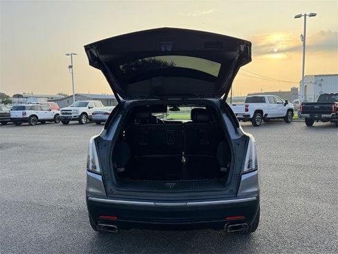 Used 2021 Cadillac XT5 Luxury w/ LPO, Floor Liner Package image 5