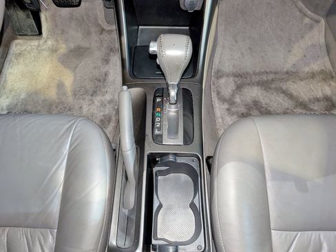 Used 2003 Toyota Camry LE image 37