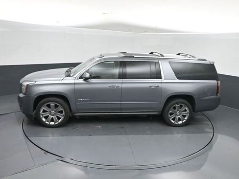Used 2018 GMC Yukon XL Denali w/ Open Road Package AWD/4WD image 38