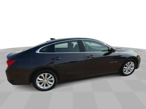 Used 2023 Chevrolet Malibu LT image 40