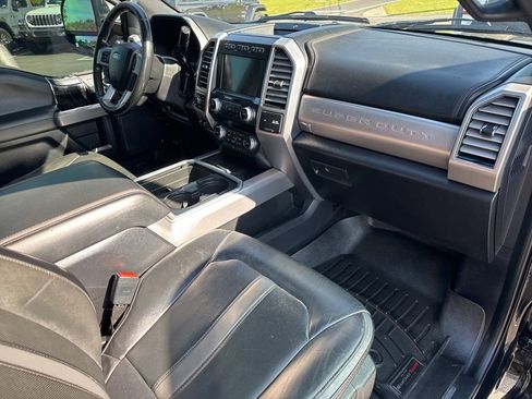 Used 2019 Ford F450 Platinum w/ Platinum Ultimate Package AWD/4WD image 32