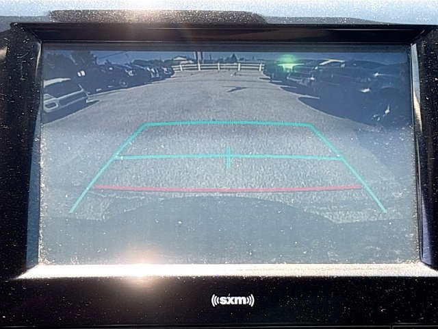 Used 2020 Toyota Camry SE FWD image 16
