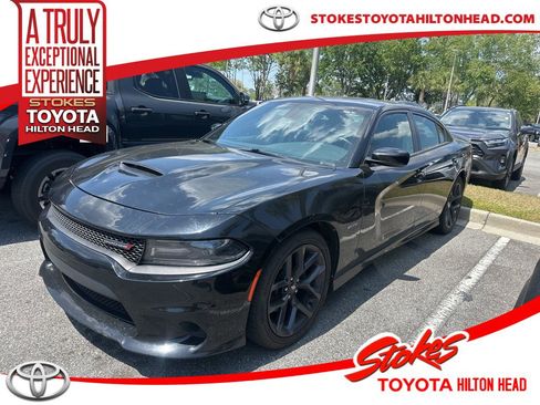 Used 2019 Dodge Charger R/T w/ Blacktop Package image 1