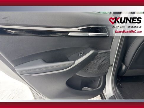 Used 2025 Kia Seltos S image 37