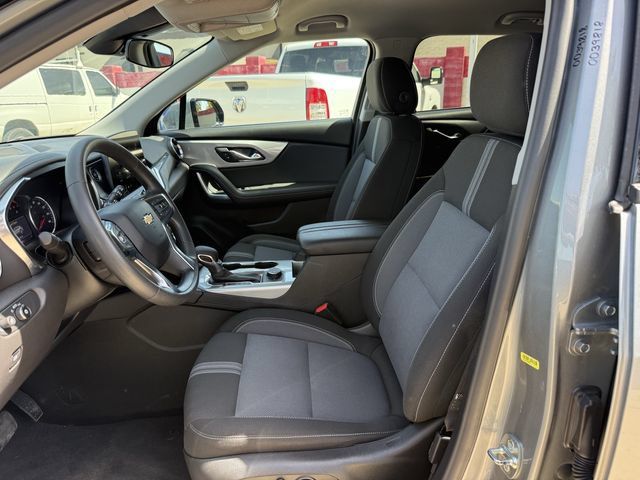 Used 2025 Chevrolet Blazer LT AWD/4WD image 25