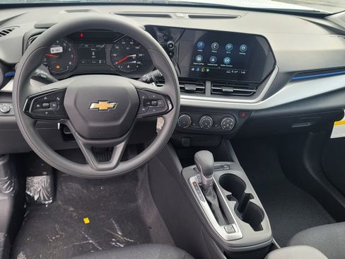 New 2026 Chevrolet Trax LS w/ LS Convenience Package image 24