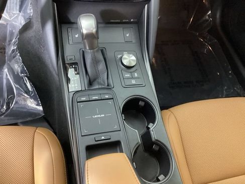 Used 2025 Lexus IS 350 F Sport w/ Navigation Package AWD/4WD image 17