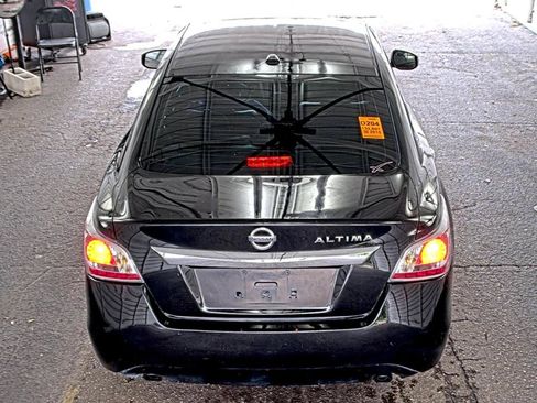 Used 2015 Nissan Altima 2.5 SL w/ Technology Package FWD image 4