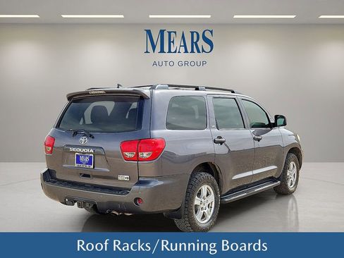 Used 2017 Toyota Sequoia SR5 w/ Premium Package image 6