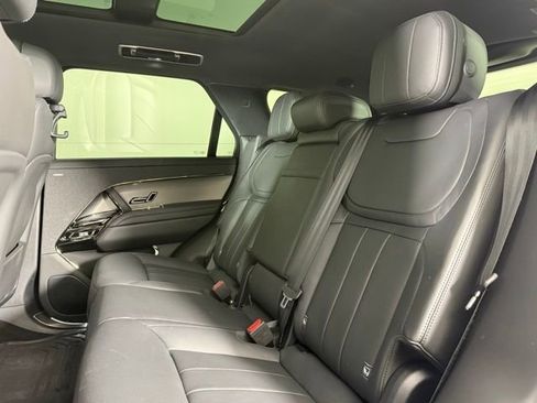Used 2025 Land Rover Range Rover Sport Dynamic SE image 24