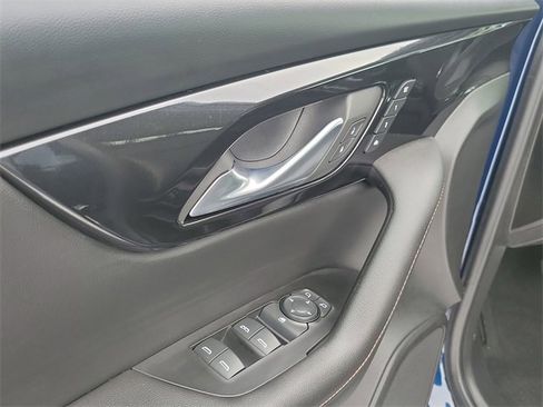 Used 2022 Chevrolet Blazer Premier w/ Enhanced Convenience Package image 7