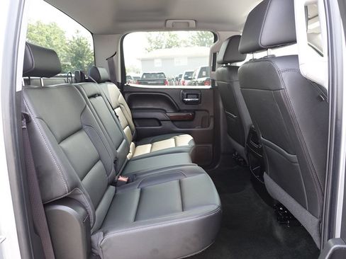 Used 2017 GMC Sierra 1500 SLT w/ SLT Premium Package AWD/4WD image 31