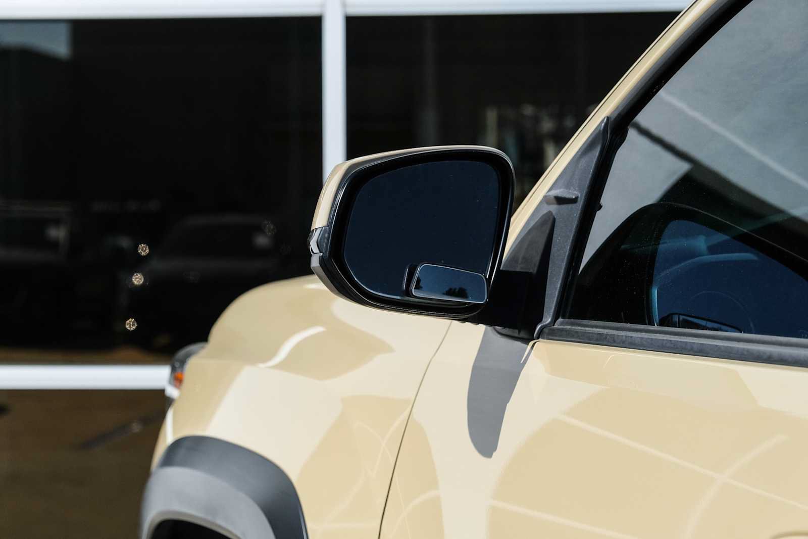 Used 2019 Toyota Tacoma TRD Off-Road AWD/4WD image 17