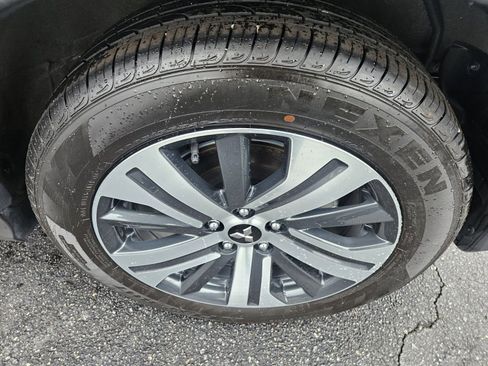 Used 2025 Mitsubishi Outlander Sport SE image 14