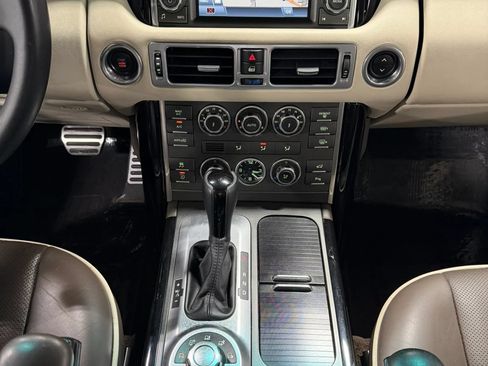 Used 2010 Land Rover Range Rover Supercharged AWD/4WD image 3