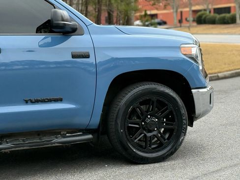 Used 2020 Toyota Tundra SR5 w/ SR5 Upgrade Package image 10