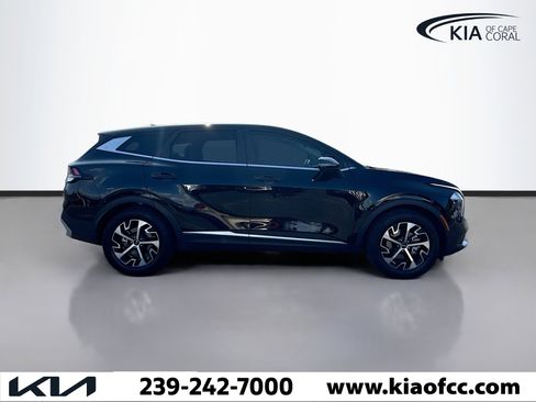 Certified 2023 Kia Sportage EX image 6