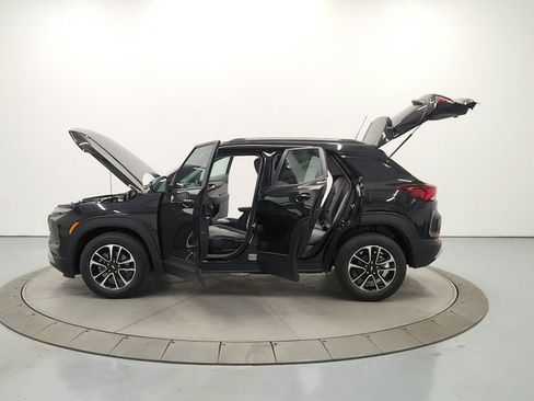 New 2026 Chevrolet TrailBlazer LT w/ LPO, Blackout Package image 12