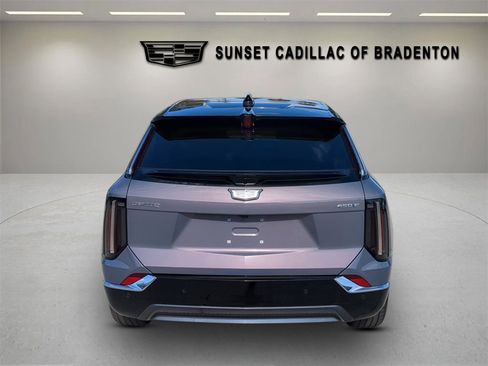 New 2026 Cadillac Optiq Luxury 1 image 5