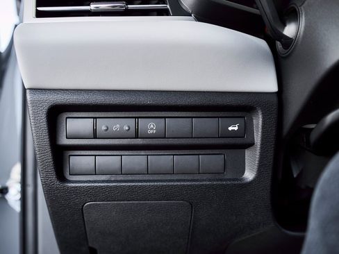 New 2026 Mitsubishi Outlander SE image 35