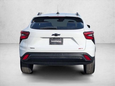 New 2026 Chevrolet Trax RS w/ Sunroof Package FWD image 8