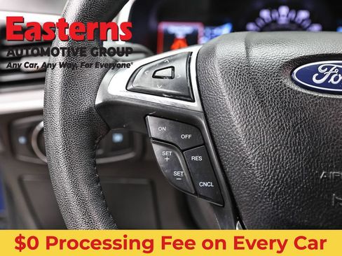 Used 2021 Ford Edge SEL AWD/4WD image 14