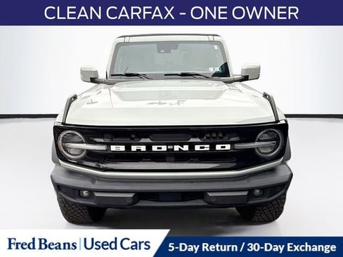 Used 2021 Ford Bronco Outer Banks w/ Sasquatch Package AWD/4WD image 2