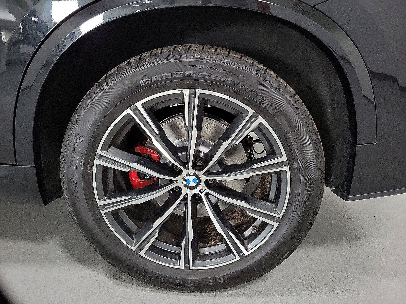 Used 2022 BMW X5 xDrive40i w/ M Sport Package AWD/4WD image 20
