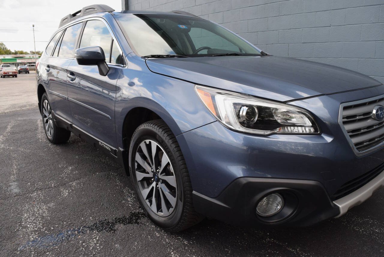 Used 2017 Subaru Outback 3.6R Limited AWD/4WD image 22