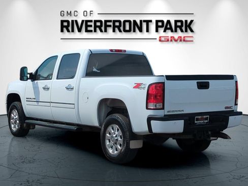 Used 2014 GMC Sierra 2500 Denali AWD/4WD image 5