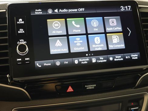 Used 2025 Honda Ridgeline RTL image 16