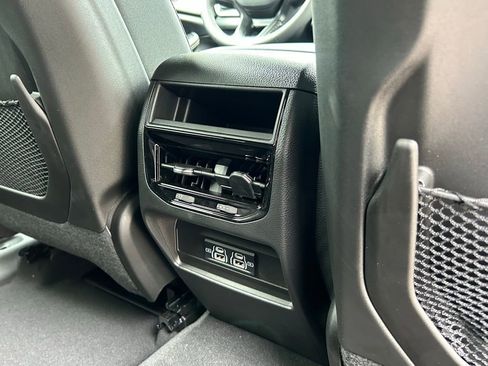 New 2024 Jeep Grand Cherokee Laredo image 29