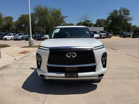 Used 2026 INFINITI QX80 Luxe w/ Exterior Package RWD image 8