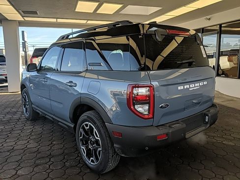 Used 2025 Ford Bronco Sport Outer Banks image 8