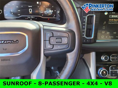 Used 2022 GMC Yukon XL Denali image 22