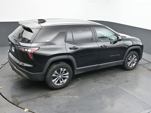 Used 2025 Chevrolet Equinox LT image 42