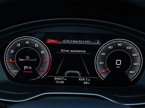 Used 2023 Audi Q5 2.0T Premium Plus image 25