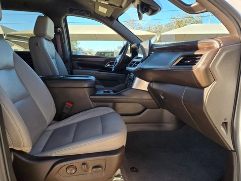 Certified 2023 Chevrolet Suburban LT image 29