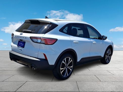 Certified 2022 Ford Escape SE w/ SE Sport Appearance Package FWD image 6