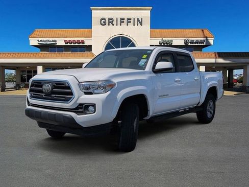 Used 2019 Toyota Tacoma SR5 image 11