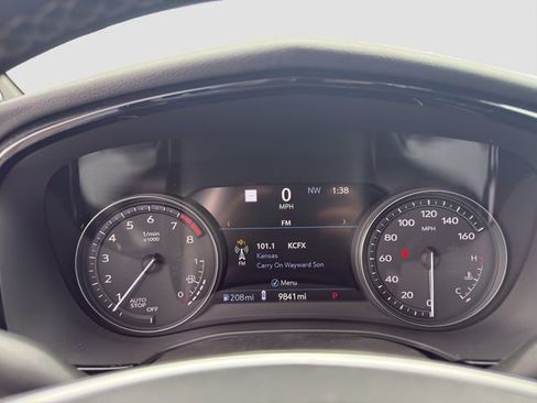 Used 2025 Cadillac XT5 Premium Luxury w/ Technology Package FWD image 11