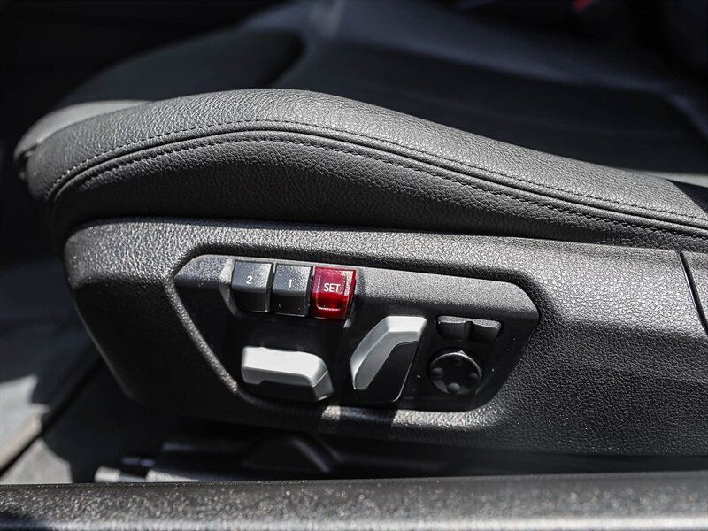 Used 2019 BMW 430i Coupe w/ M Sport Package RWD image 27