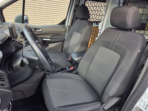 Used 2022 Ford Transit Connect XLT image 11