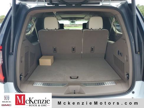 New 2026 GMC Yukon XL Denali w/ Denali Reserve Package AWD/4WD image 32