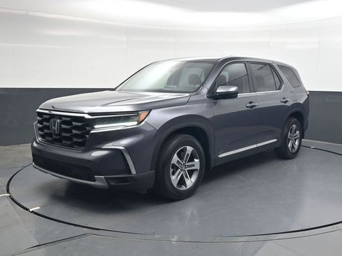 Certified 2025 Honda Pilot EX-L image 8