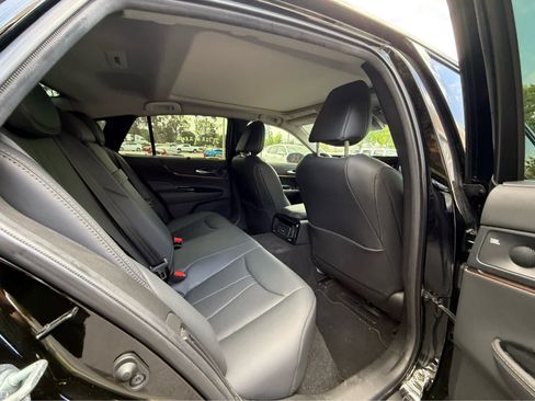 Used 2023 Toyota Mirai RWD image 4