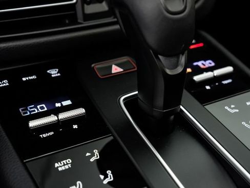Certified 2026 Porsche Macan S AWD/4WD image 21