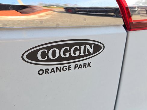 Used 2019 Volkswagen Atlas SE image 19