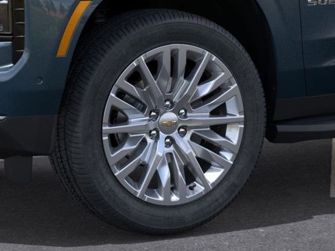 New 2025 Chevrolet Suburban Premier image 65